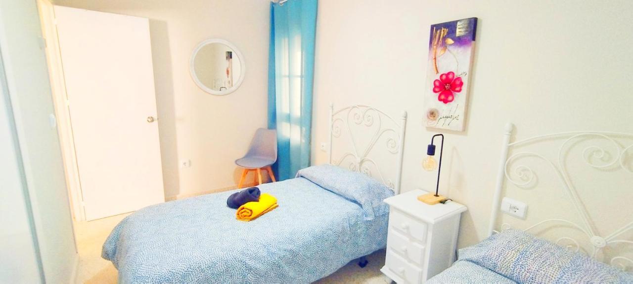 Apartamento Tres Carabelas Ii, Ac, Wifi, Parking Sanlúcar de Barrameda Exteriör bild
